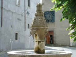 Piazza della Morte: Fontana